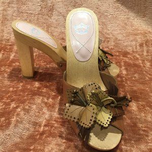 Brown Leather & Wood Platform Mule size 6